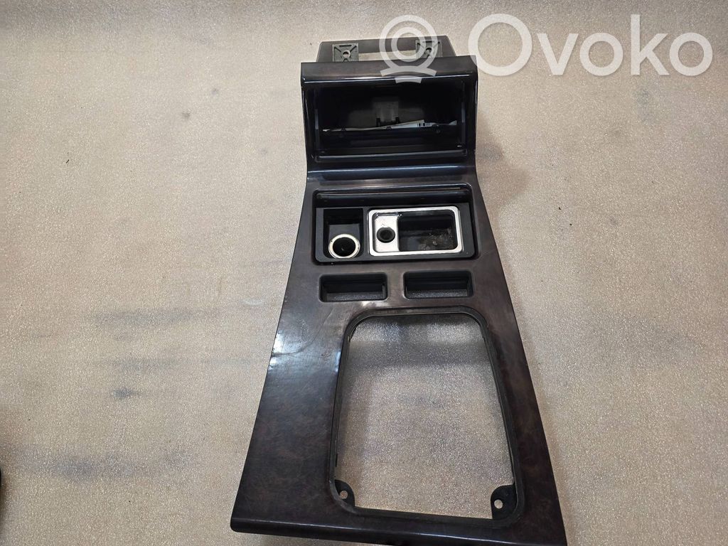 BMW 7 E38 Contour de levier de vitesses 