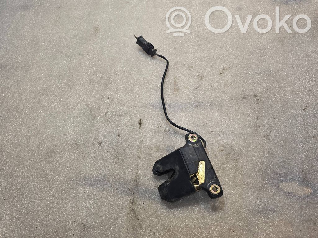 Tailgate/trunk/boot lock/catch/latch   827505