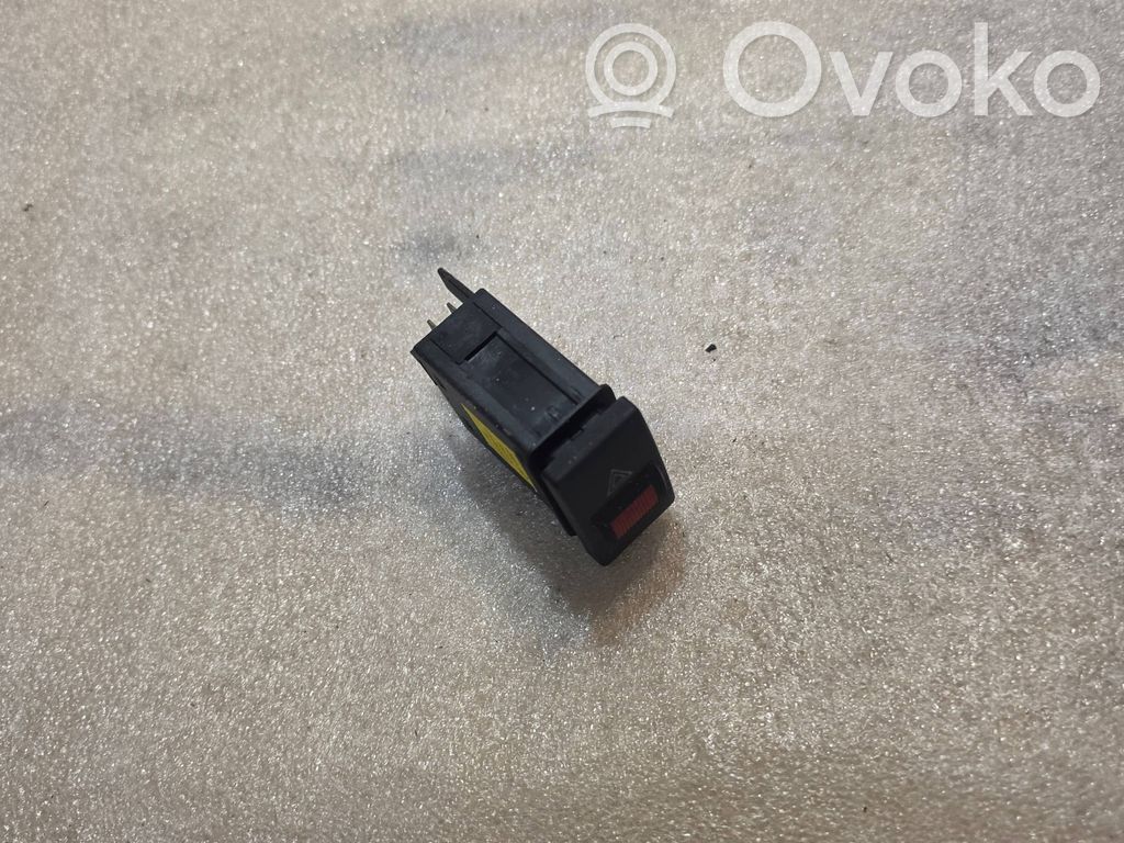 Audi A8 S8 D2 4D Botón interruptor de luz de peligro 