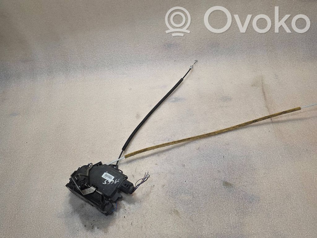 Audi A6 S6 C5 4B Zamek drzwi tylnych 