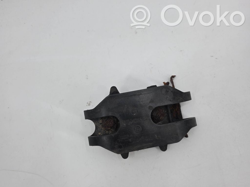 BMW 5 E34 Front bumper mounting bracket 