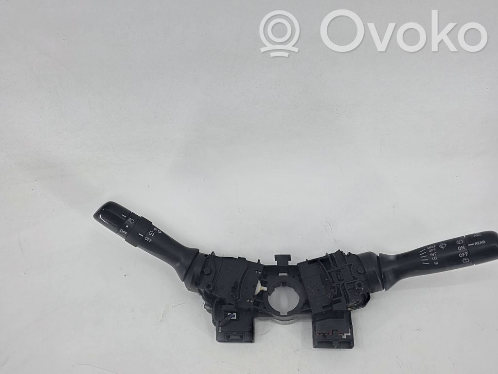 Toyota Yaris Wiper turn signal indicator stalk/switch 