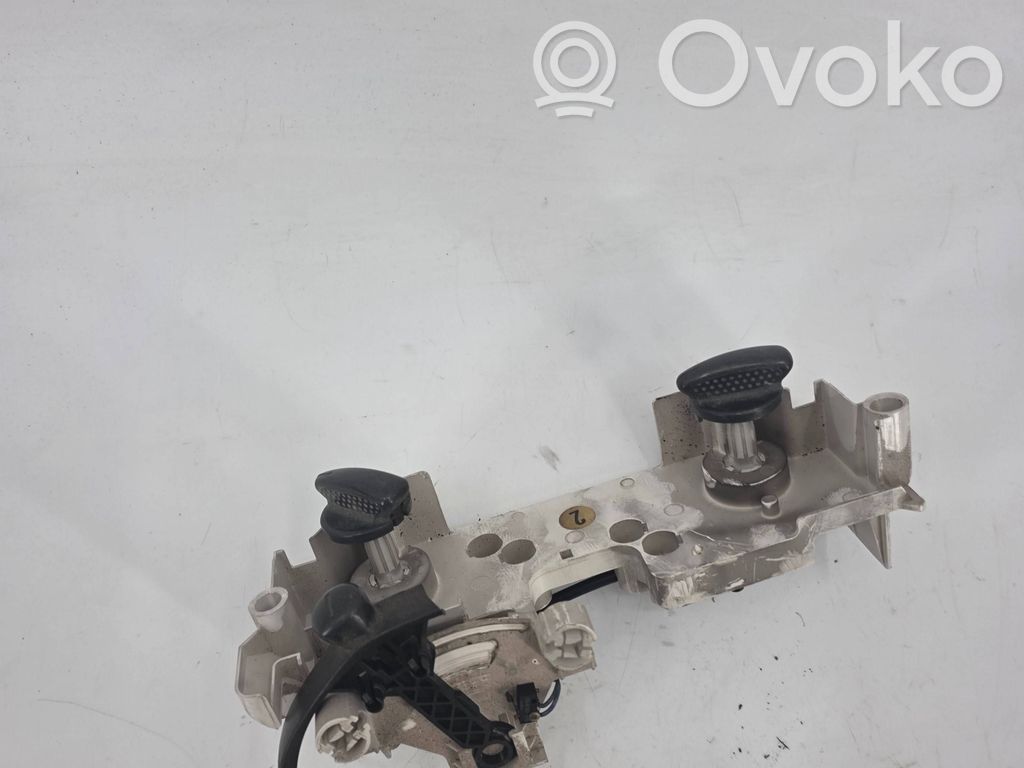 Toyota Yaris Panel klimatyzacji 