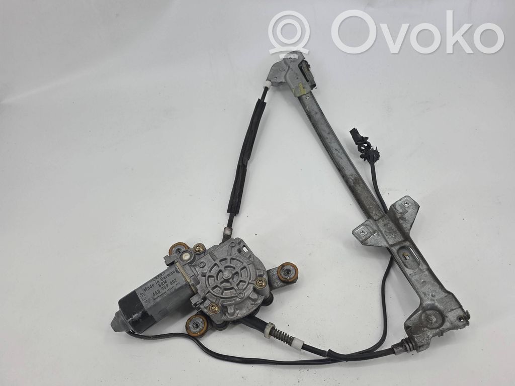 Audi 100 S4 C4 Silnik regulatora szyby drzwi przednich 