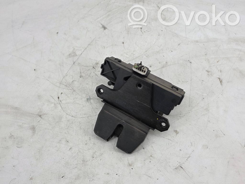 Volvo V50 Zamek klapy tylnej / bagażnika 