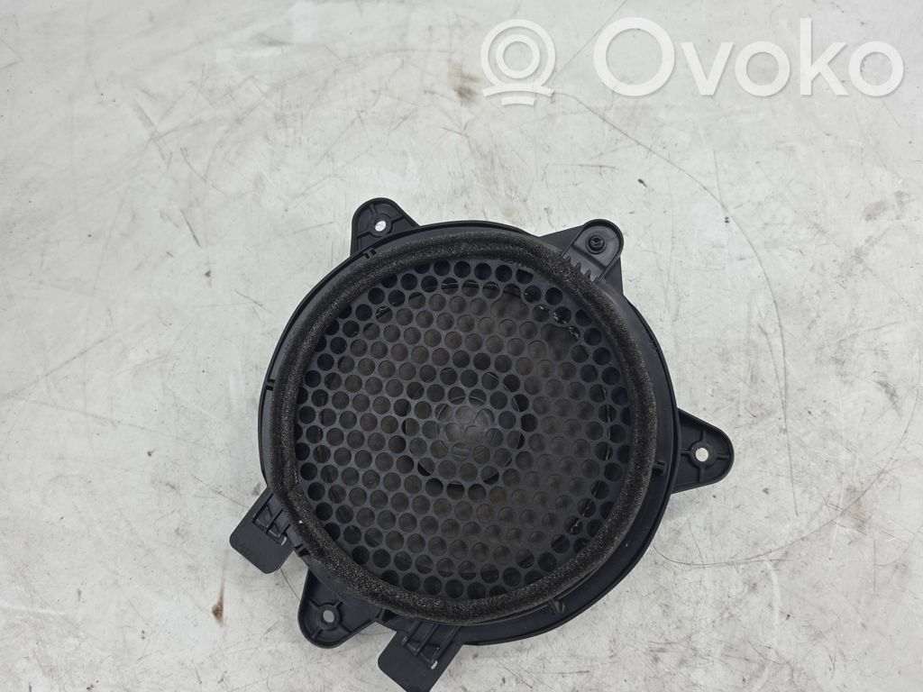 Etuoven kaiutin   04685967AD