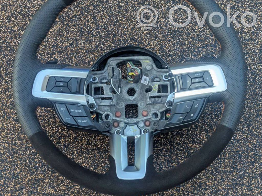 Ford Mustang VI Ohjauspyörä 