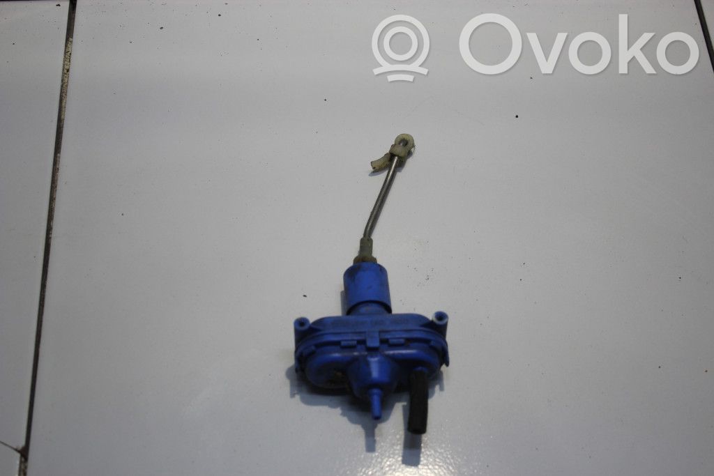 Central locking motor   8A5862153B