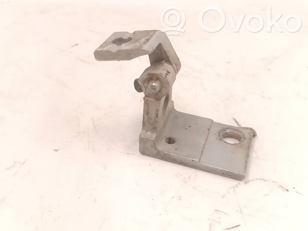 Audi A4 S4 B5 8D Front door upper hinge 