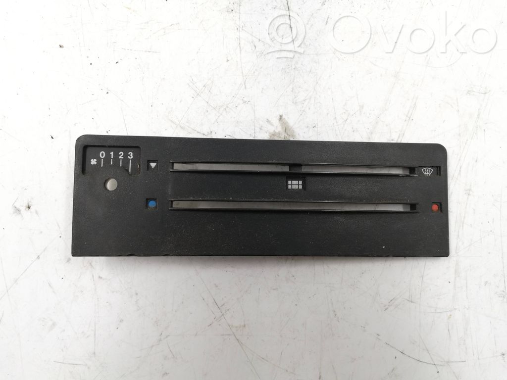 Audi 80 90 B2 Climate control/heater control trim 