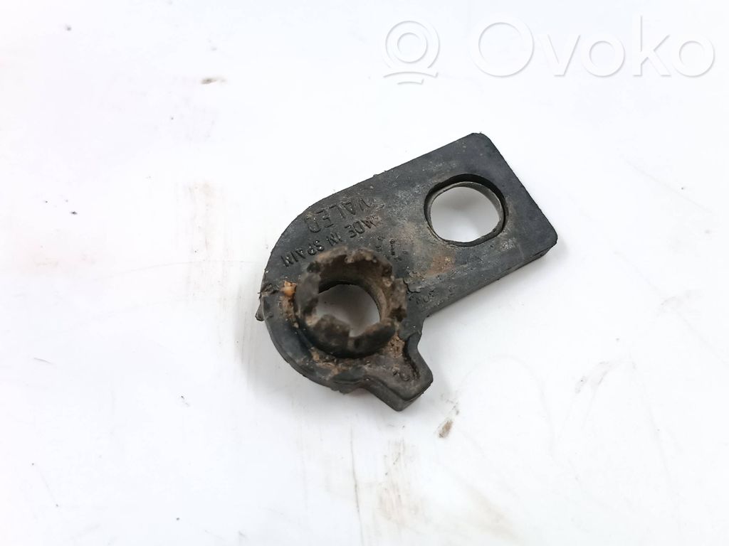 Audi A4 S4 B6 8E 8H Ajovalon kannake 