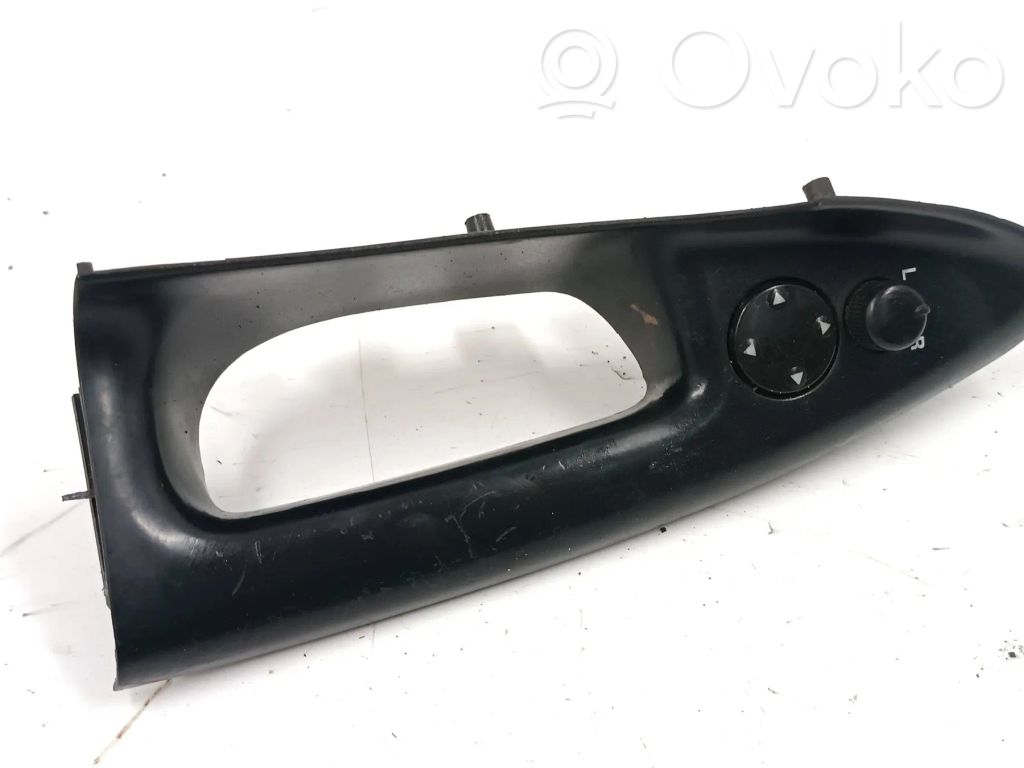 Audi A4 S4 B5 8D Przycisk regulacji lusterek bocznych 