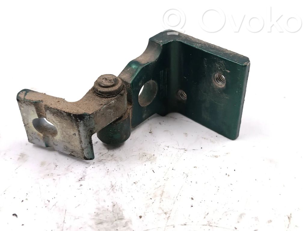 Audi A4 S4 B5 8D Front door upper hinge 