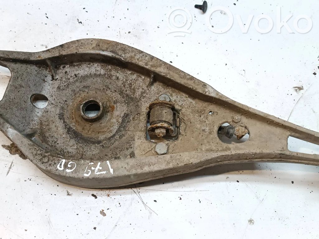 Rear upper control arm/wishbone   10948900