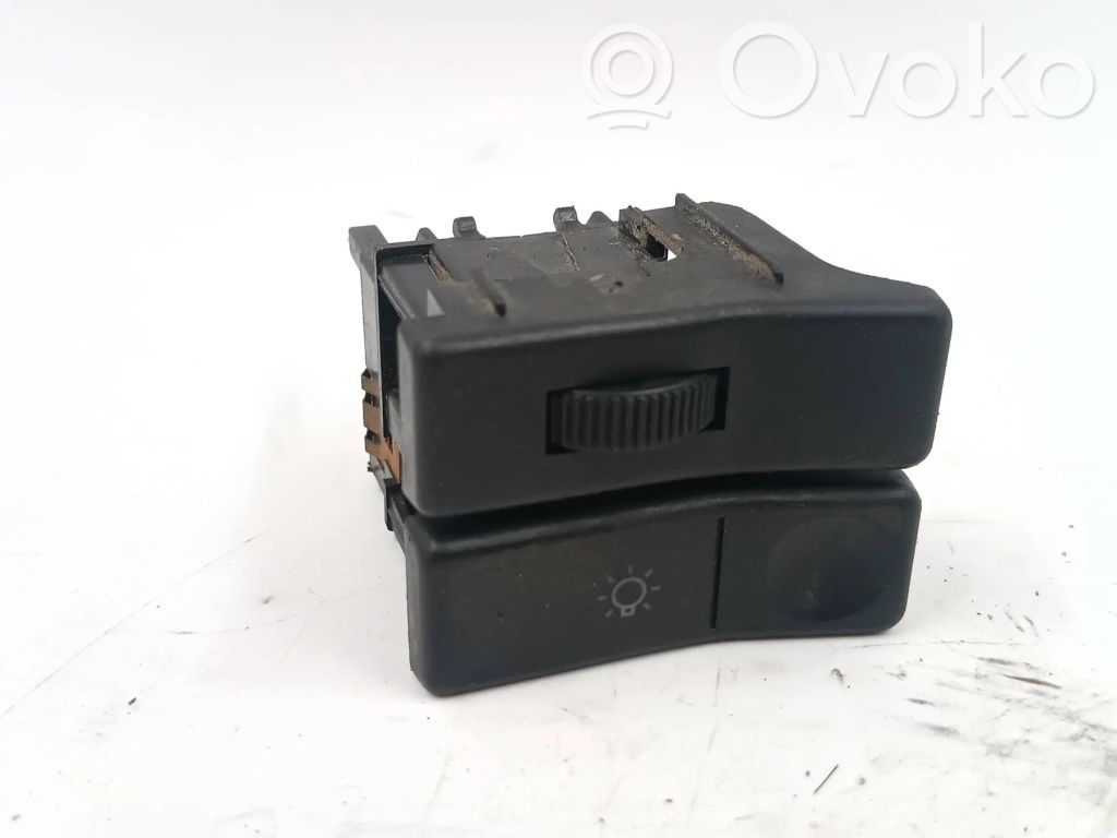 Lichtschalter   853941531