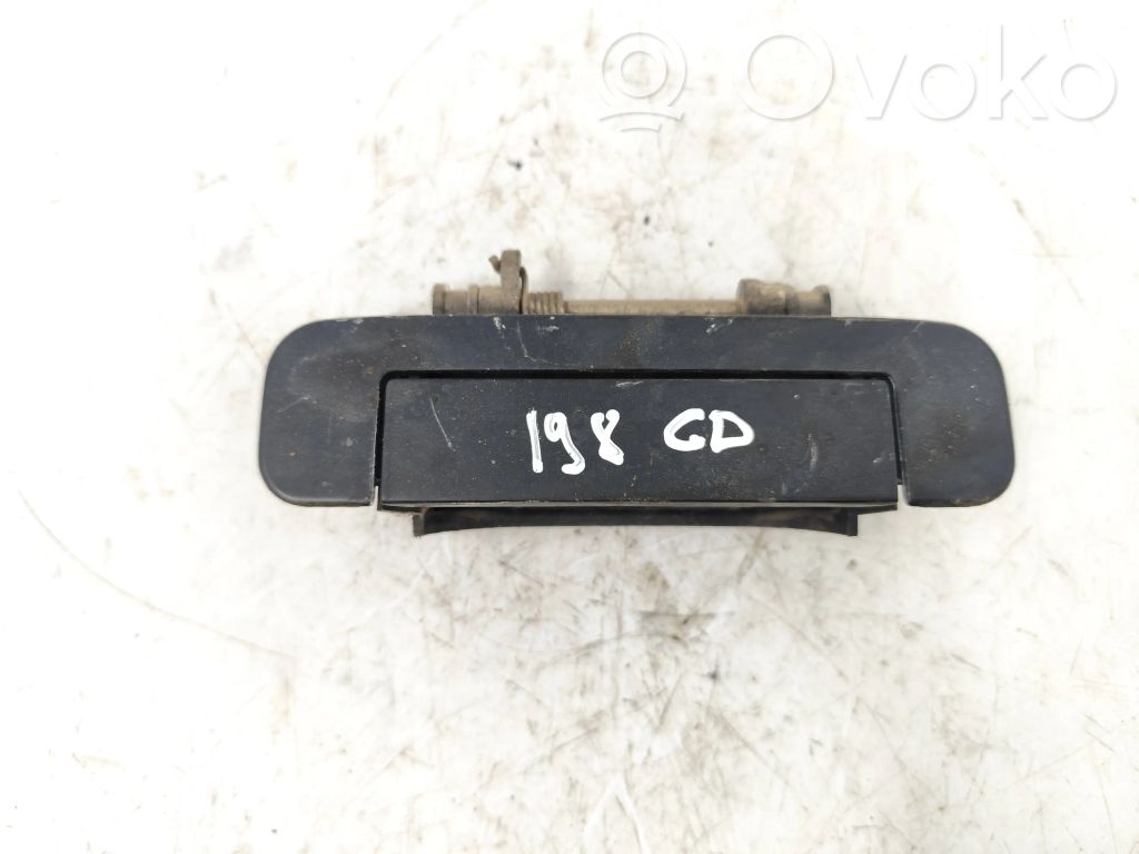 Manecilla externa puerta trasera   893839205A,443839205D