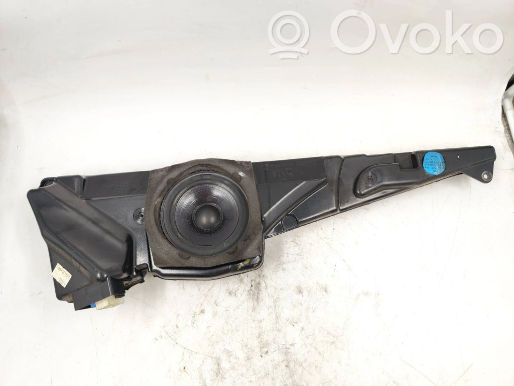BMW 5 E39 Subwoofer speaker 