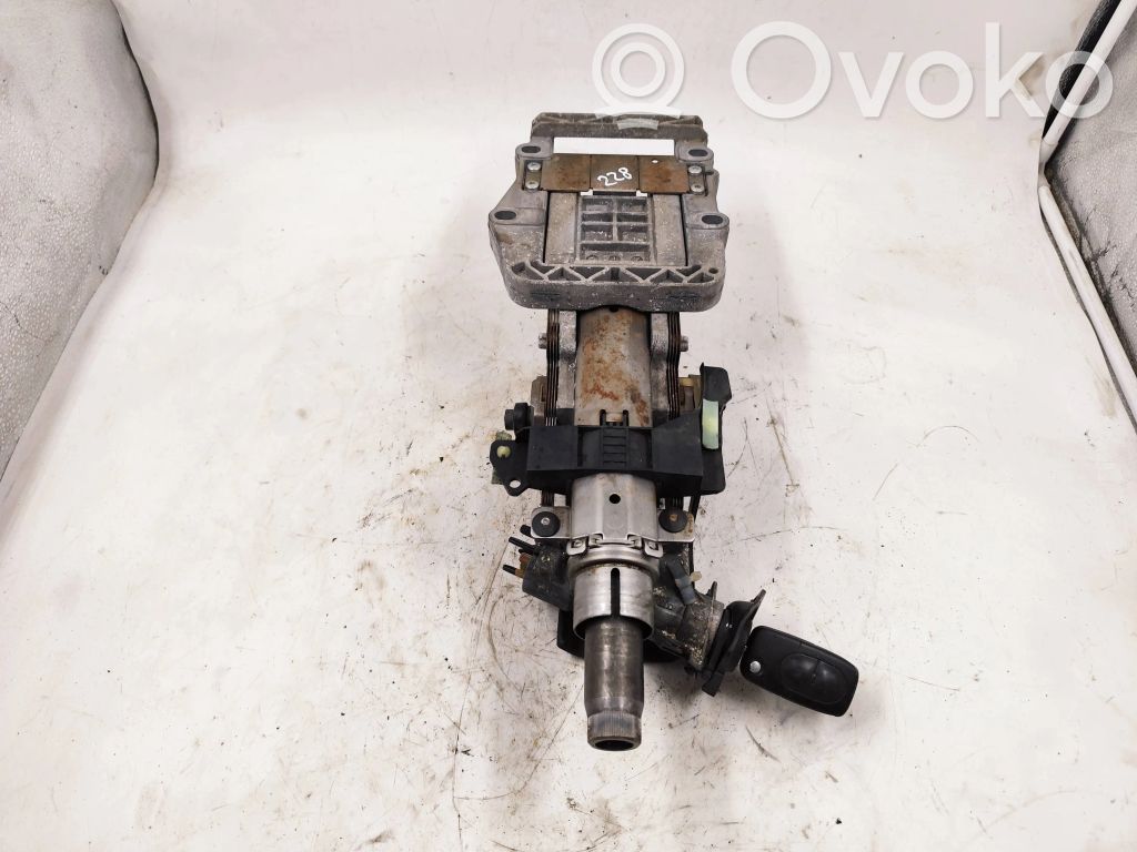 Audi A4 S4 B5 8D Vairo rato ašis 