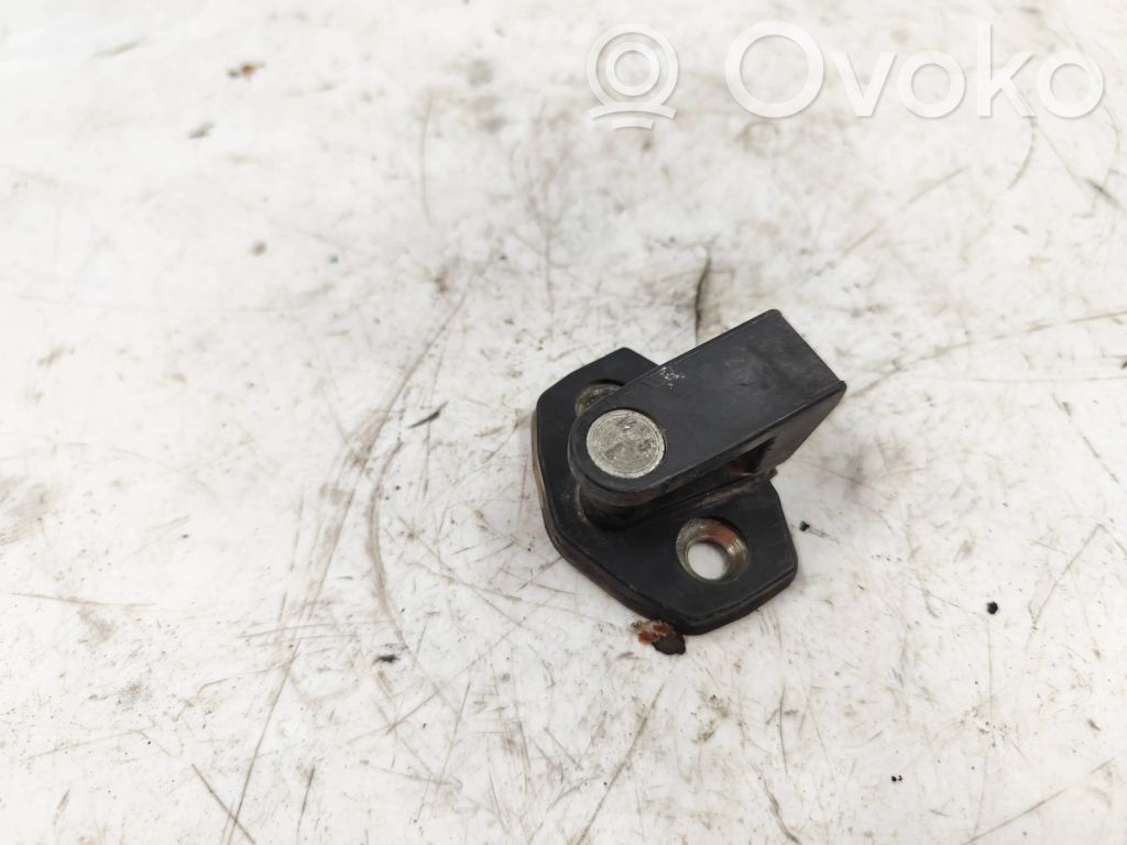 BMW 3 E36 Front door lock loop/hook striker 