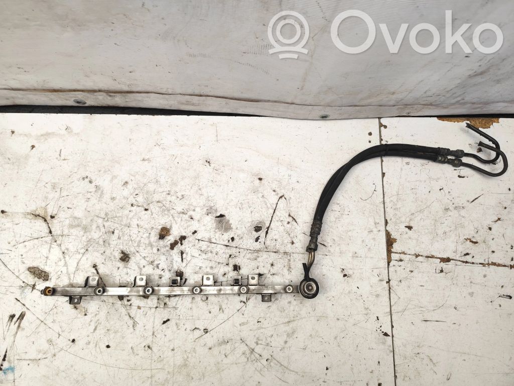 BMW 5 E39 Fuel main line pipe 