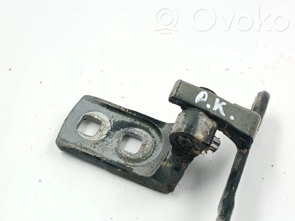 Zawias dolny drzwi przednich   N22559