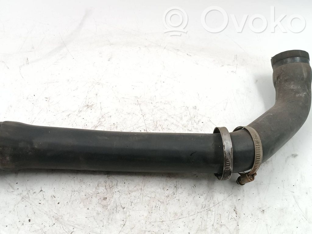 Engine coolant pipe/hose   1740481