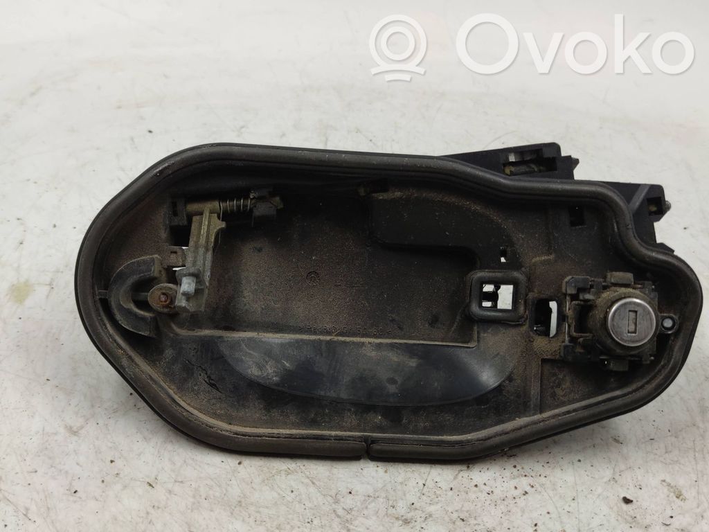 BMW 5 E60 E61 Front door exterior handle/bracket 