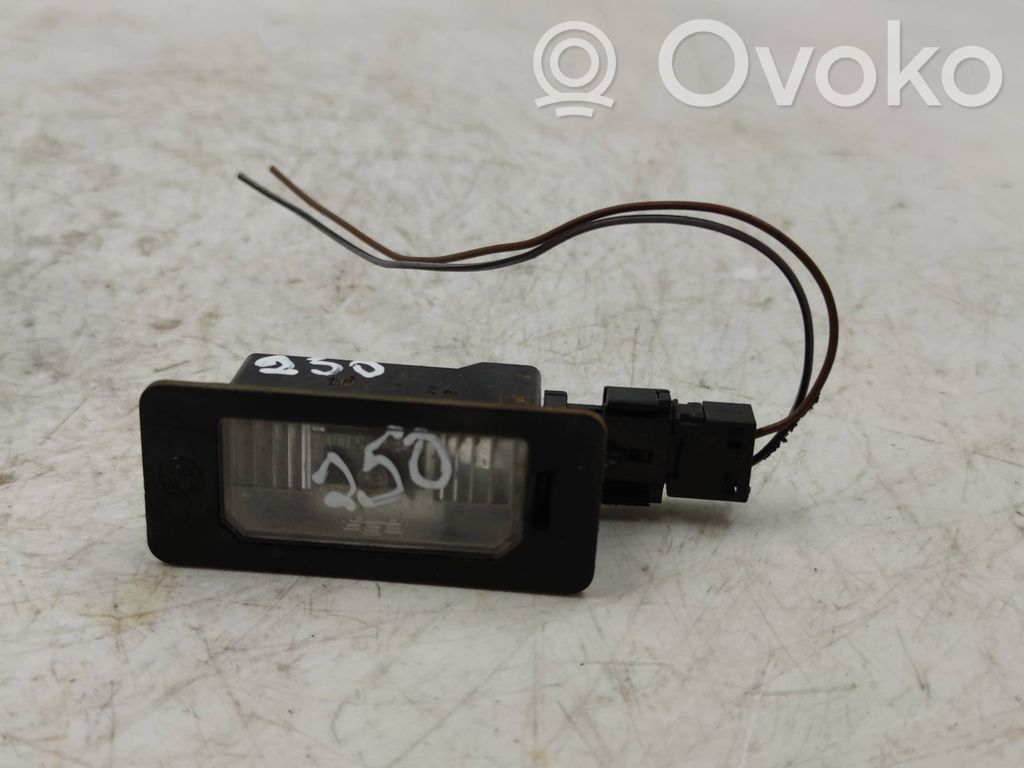 Number plate light   104324