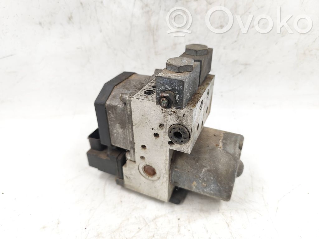 Audi A4 S4 B5 8D ABS Blokas 