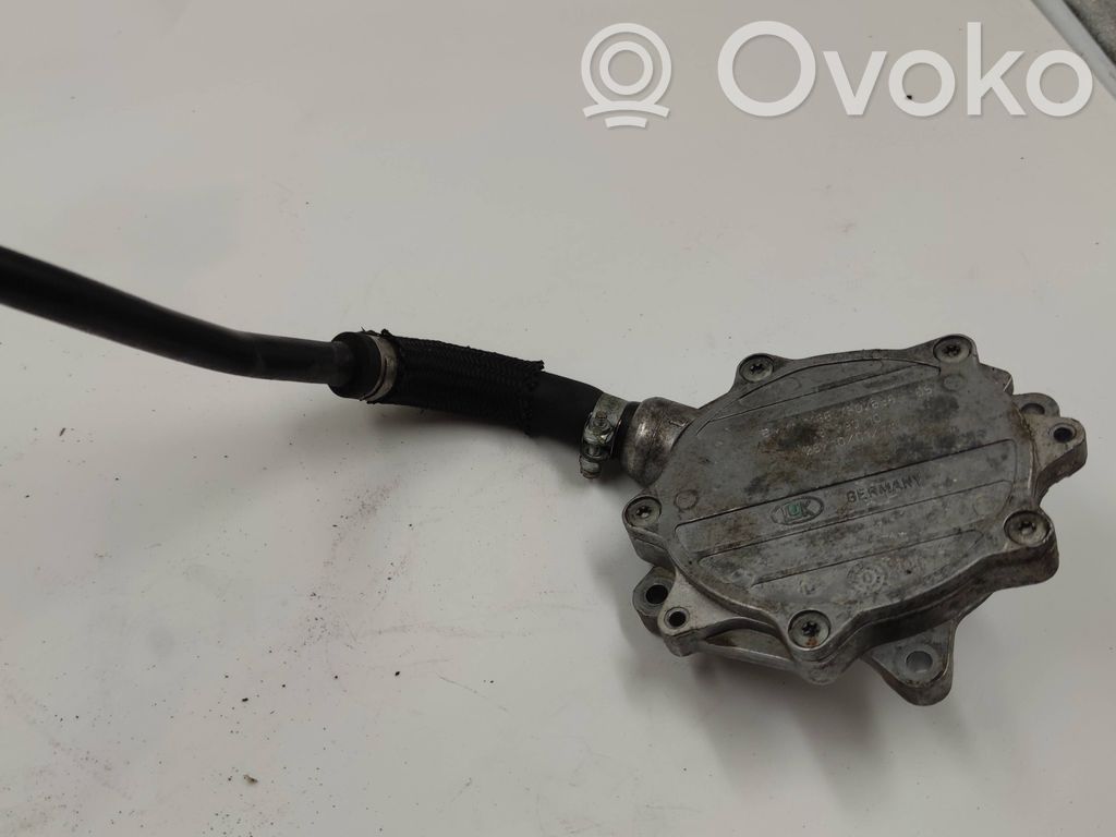 BMW 3 E46 Vacuum pump 