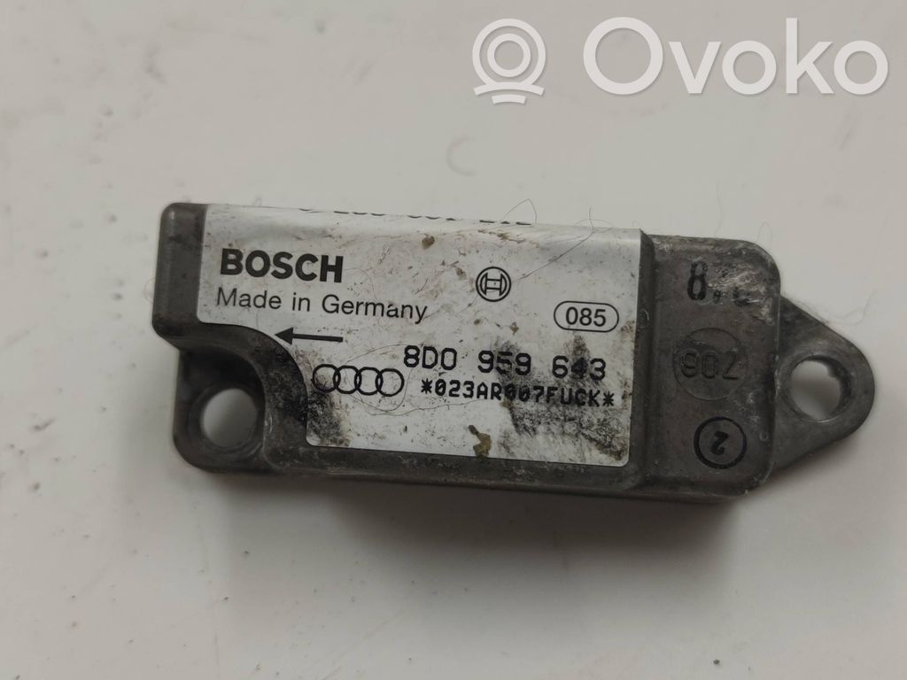 Audi A4 S4 B5 8D Airbagsensor Crashsensor Drucksensor 