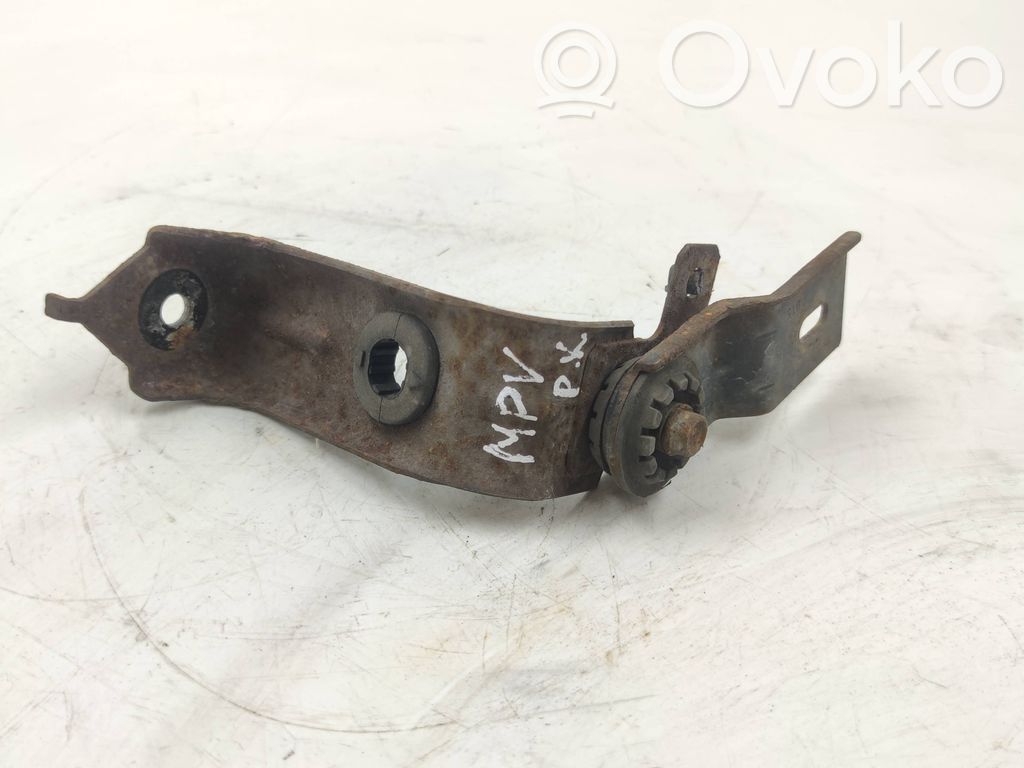 Mazda MPV II LW Radiator mount bracket 