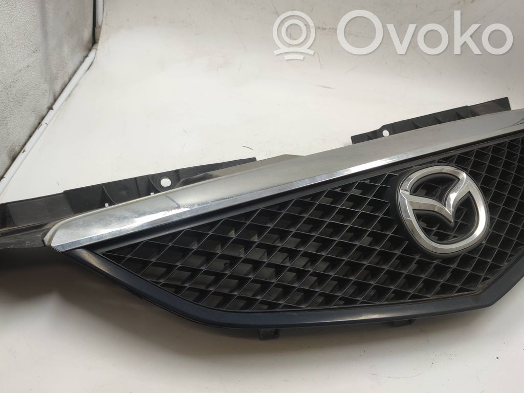 Mazda MPV II LW Front grill 