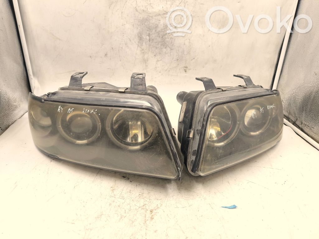 Audi A4 S4 B5 8D Set di fari/fanali 