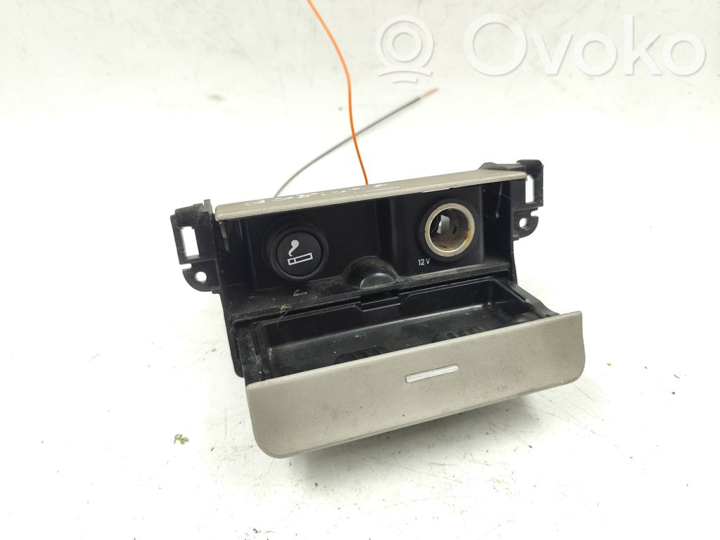 Popielniczka deski rozdzielczej   3W4X54048A28AKW,3W4X,54048A28,AUP2AT