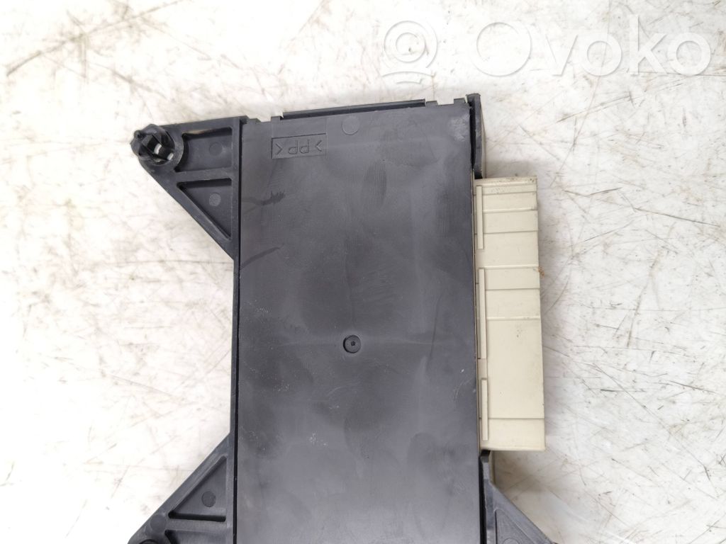 Cadillac CTS Comfort/convenience module 