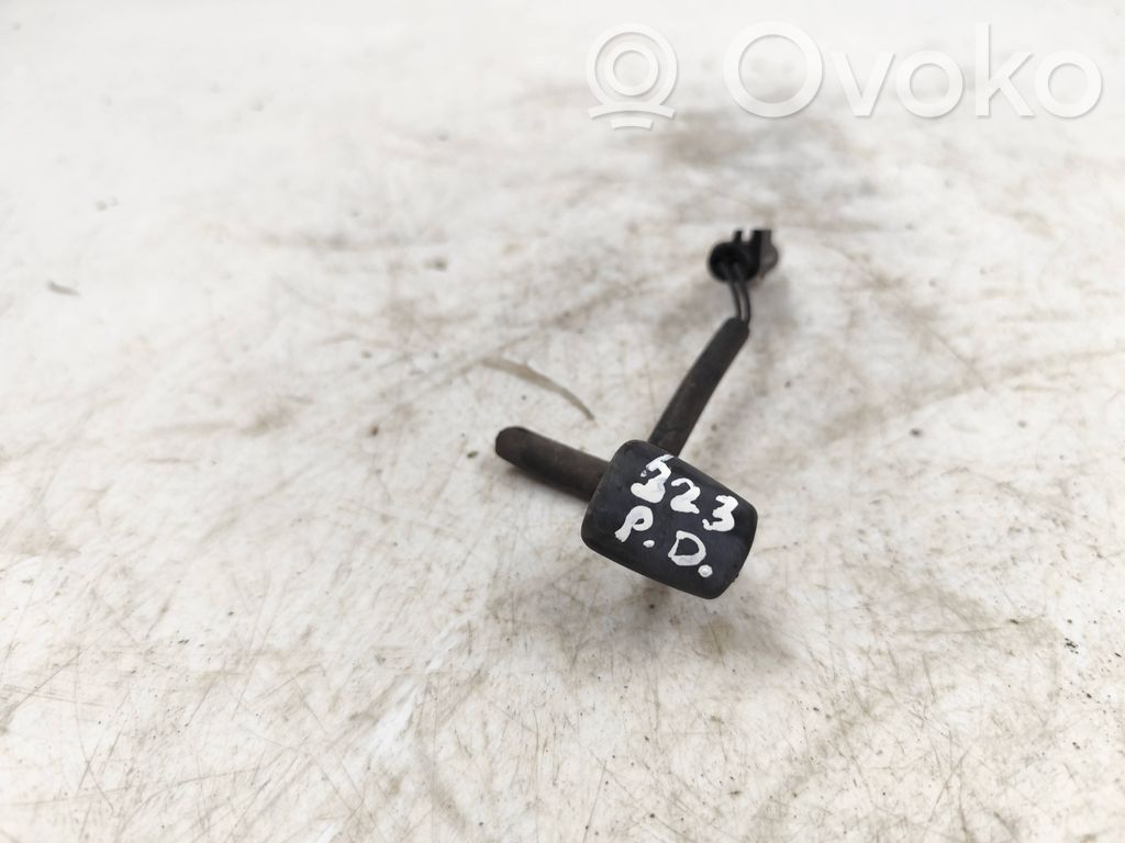 BMW 5 E60 E61 Windshield washer spray nozzle 