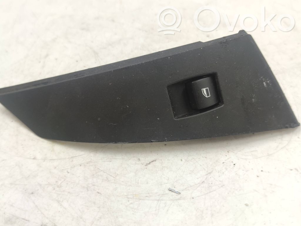 Electric window control switch   15939846,JC1391708SW