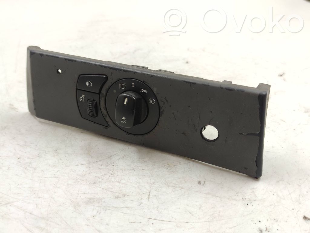 BMW 5 E60 E61 Przełącznik świateł 
