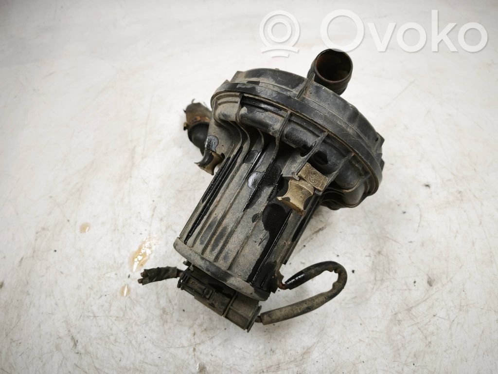 BMW 5 E60 E61 Pompe à air secondaire 