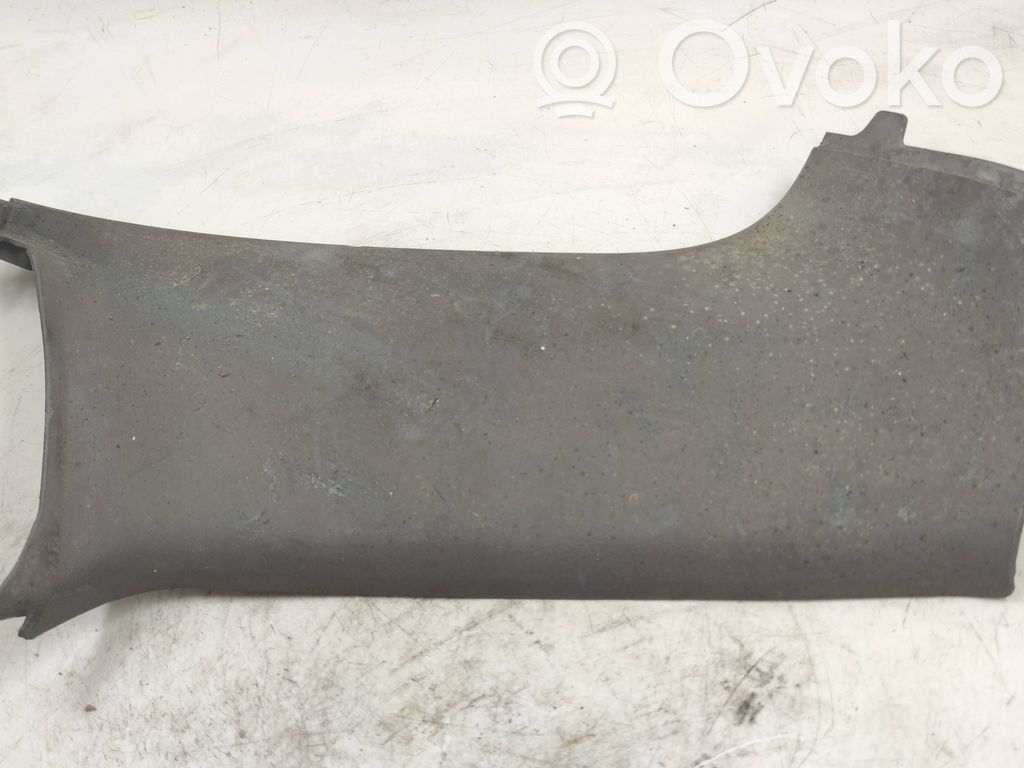 Audi A4 S4 B5 8D Pilar (D) (superior) 