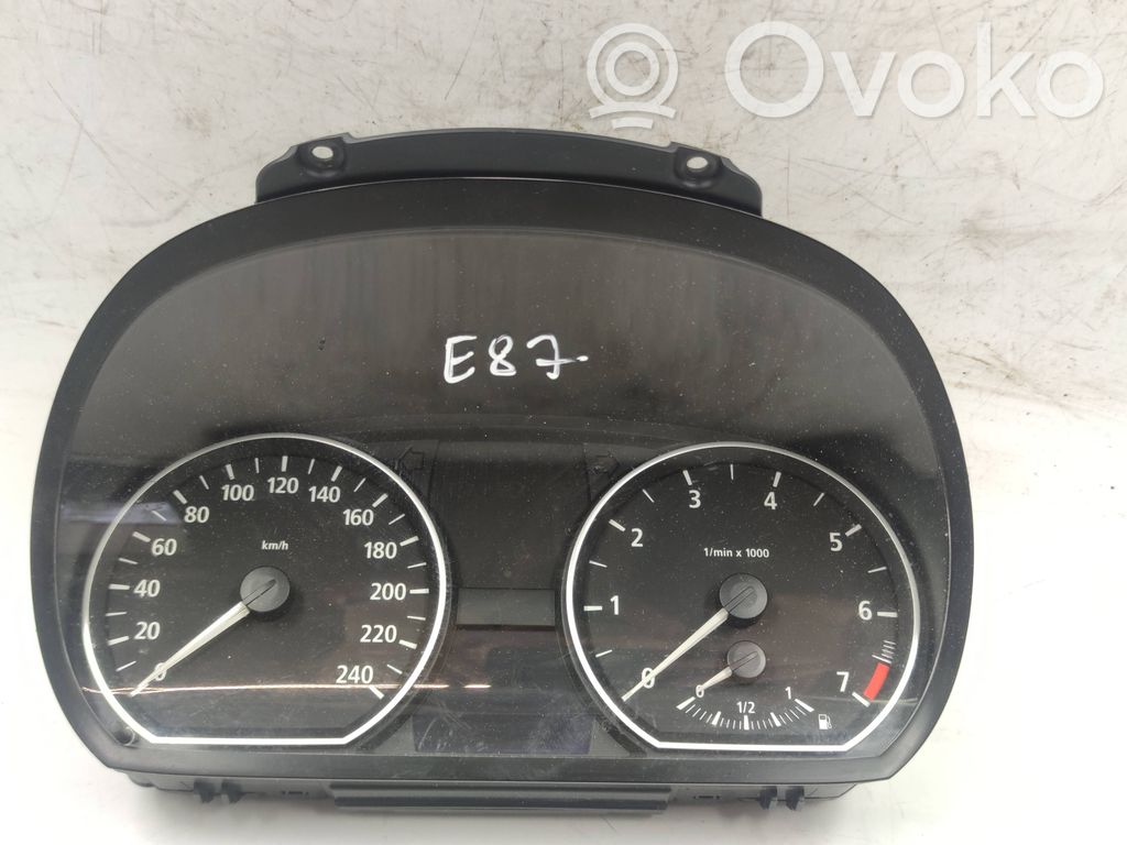 BMW 1 E81 E87 Spidometras (prietaisų skydelis) 