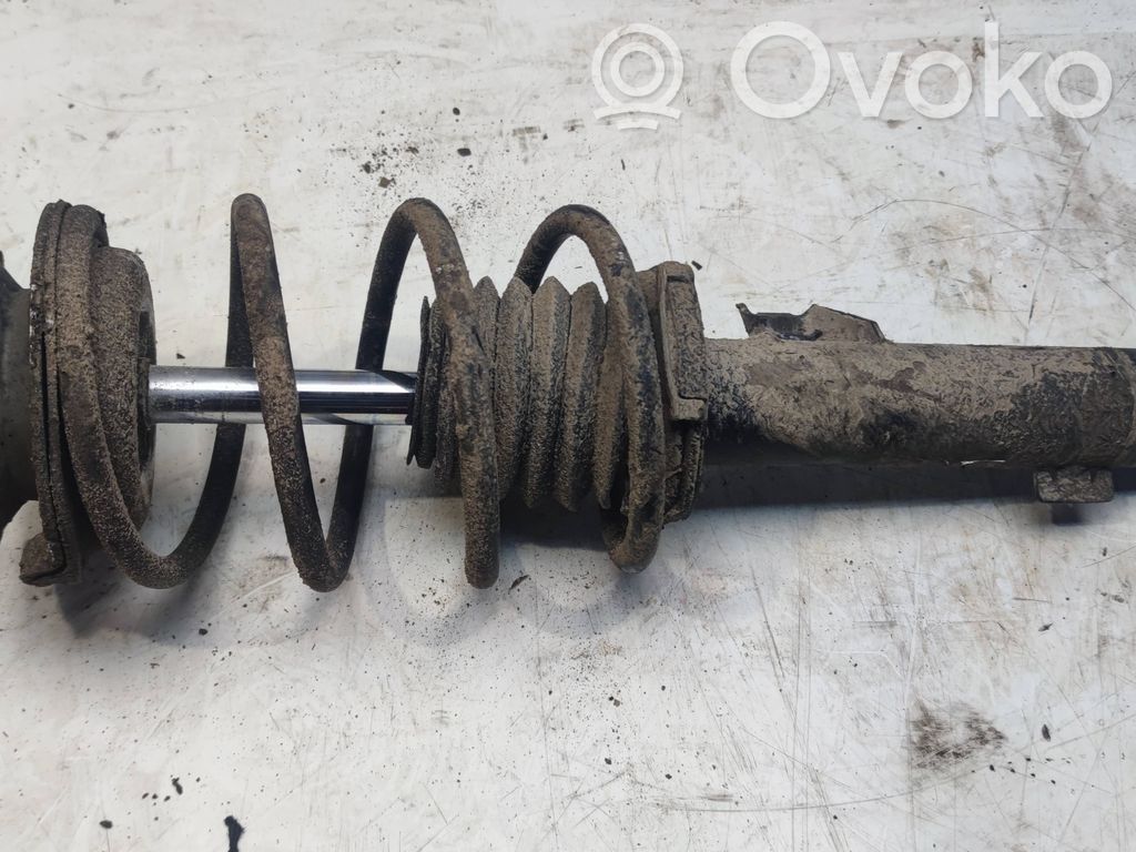 BMW 3 E90 E91 Priekinis amortizatorius su spyruokle 