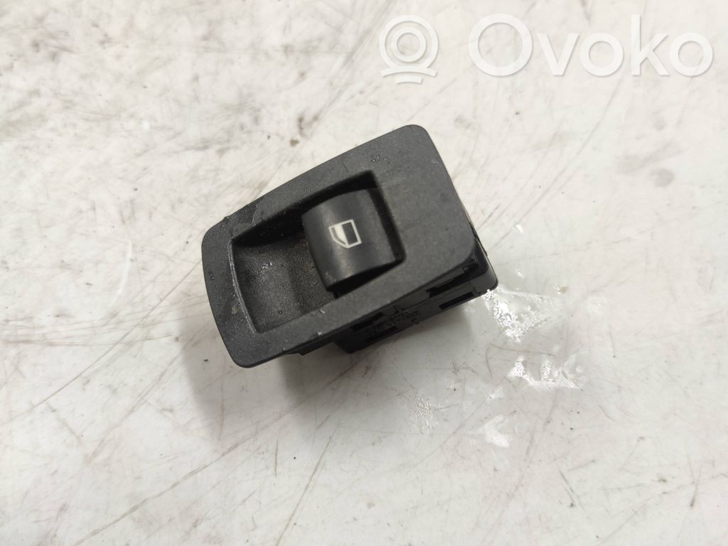 BMW X3 E83 Electric window control switch 