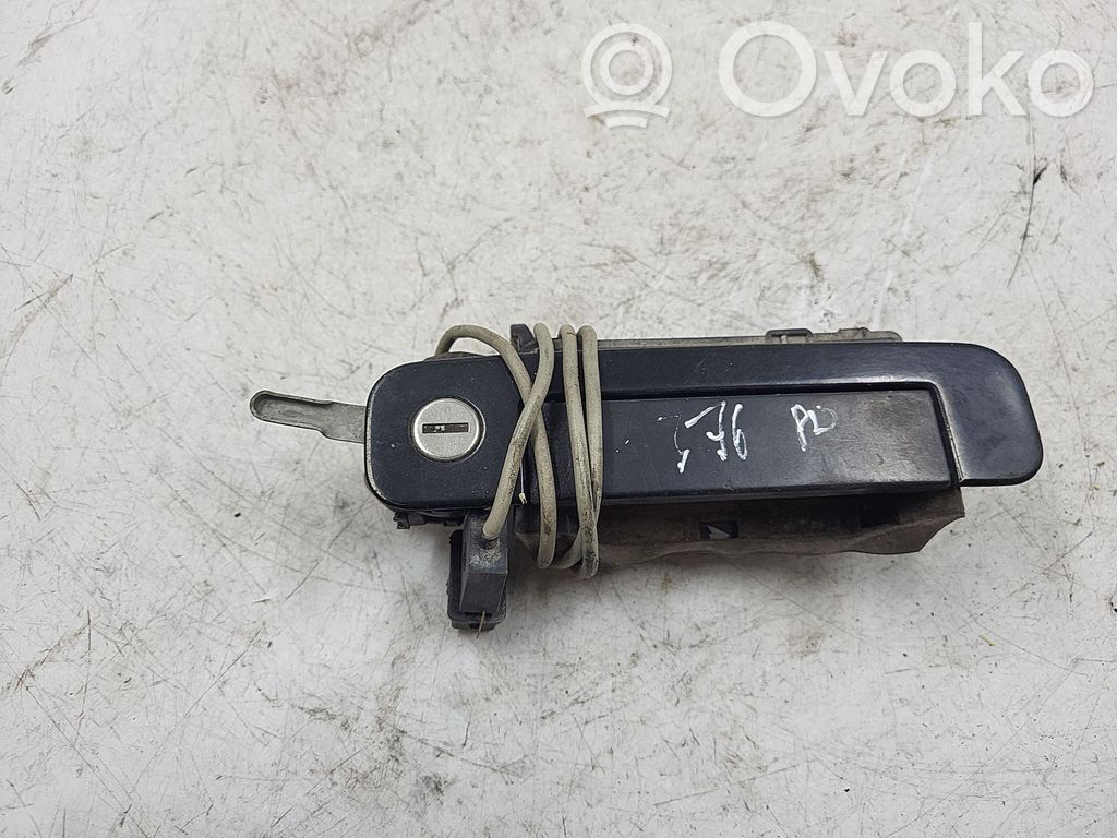 Audi A4 S4 B5 8D Manecilla externa puerta delantera 