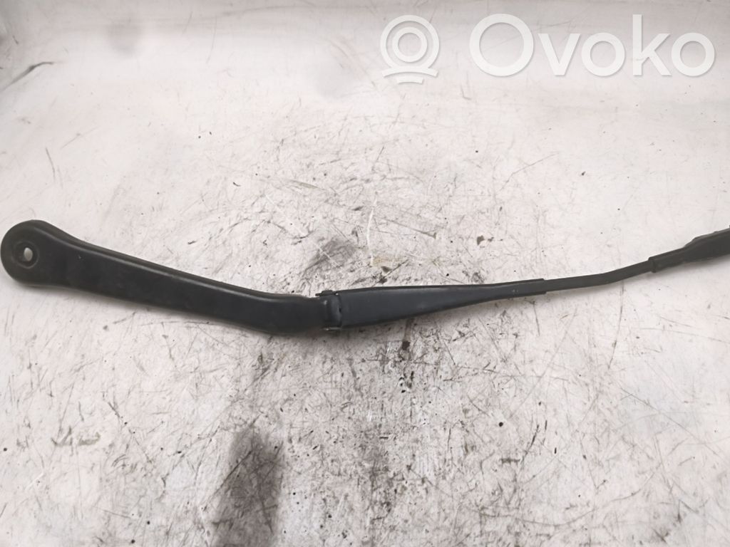 Front wiper blade arm   7253386