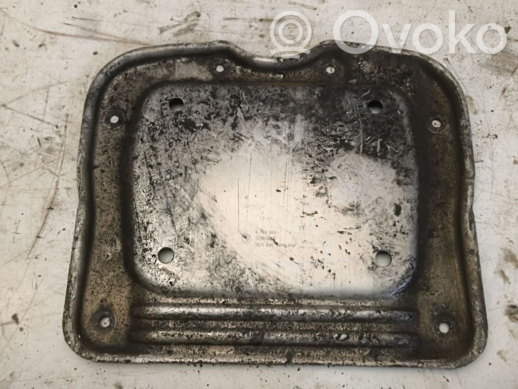 BMW 3 E90 E91 Variklio dugno apsauga 