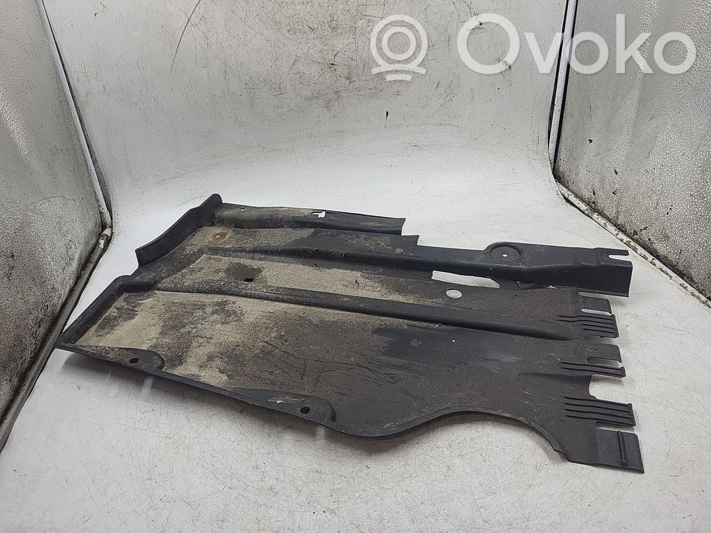 Audi A4 S4 B8 8K Protecție inferioară laterală 