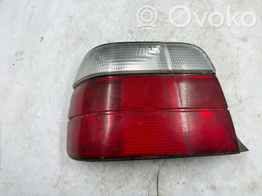 Rear/tail lights   0803,084441935LB
