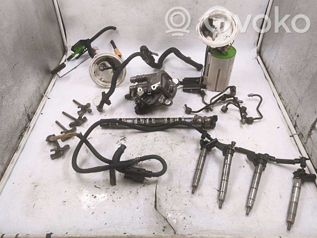 Conjunto de sistema de inyección de combustible   0445010510,885053,0580303113,0281002949,03891,0445116,0580204002,0928400781,11884410CE,120629,1313,1353780748901,2232,2B5CGG3,32893352,4571310309,7184479,7187933,7799985102,7Z8H71H,885051,GB3,L23028E